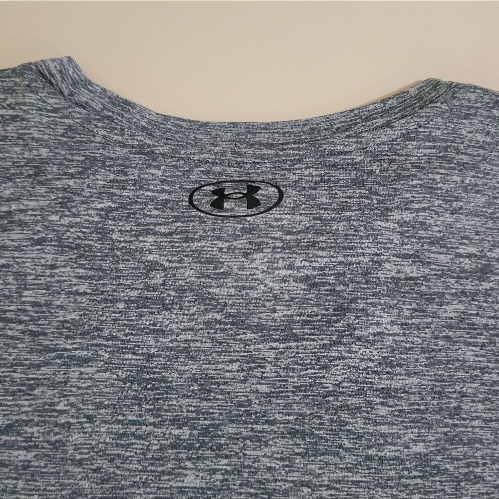 Under Armour Women's Black Marled Graphic Short Sleeve Tee - Picture 8 of 11